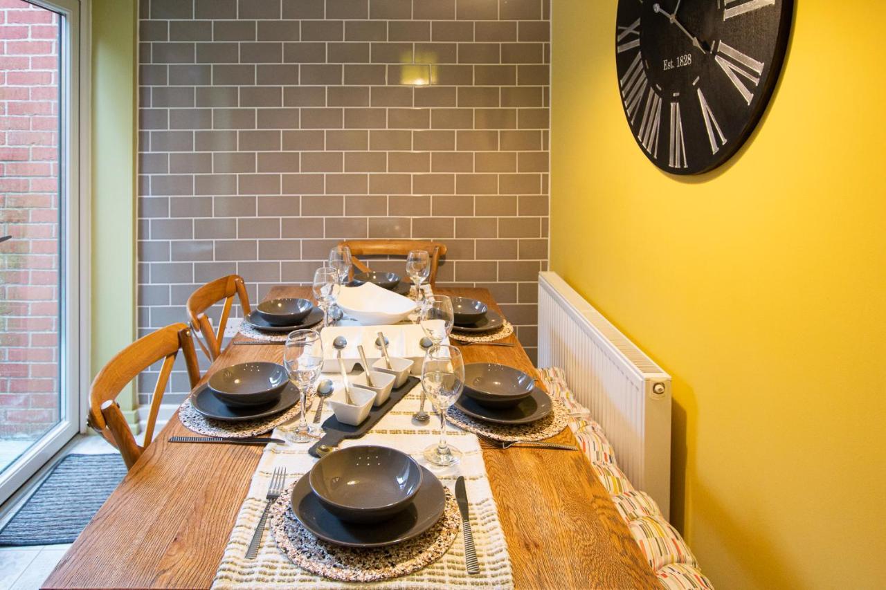Charles St Chester City Townhouse By Rework Accommodation Kültér fotó