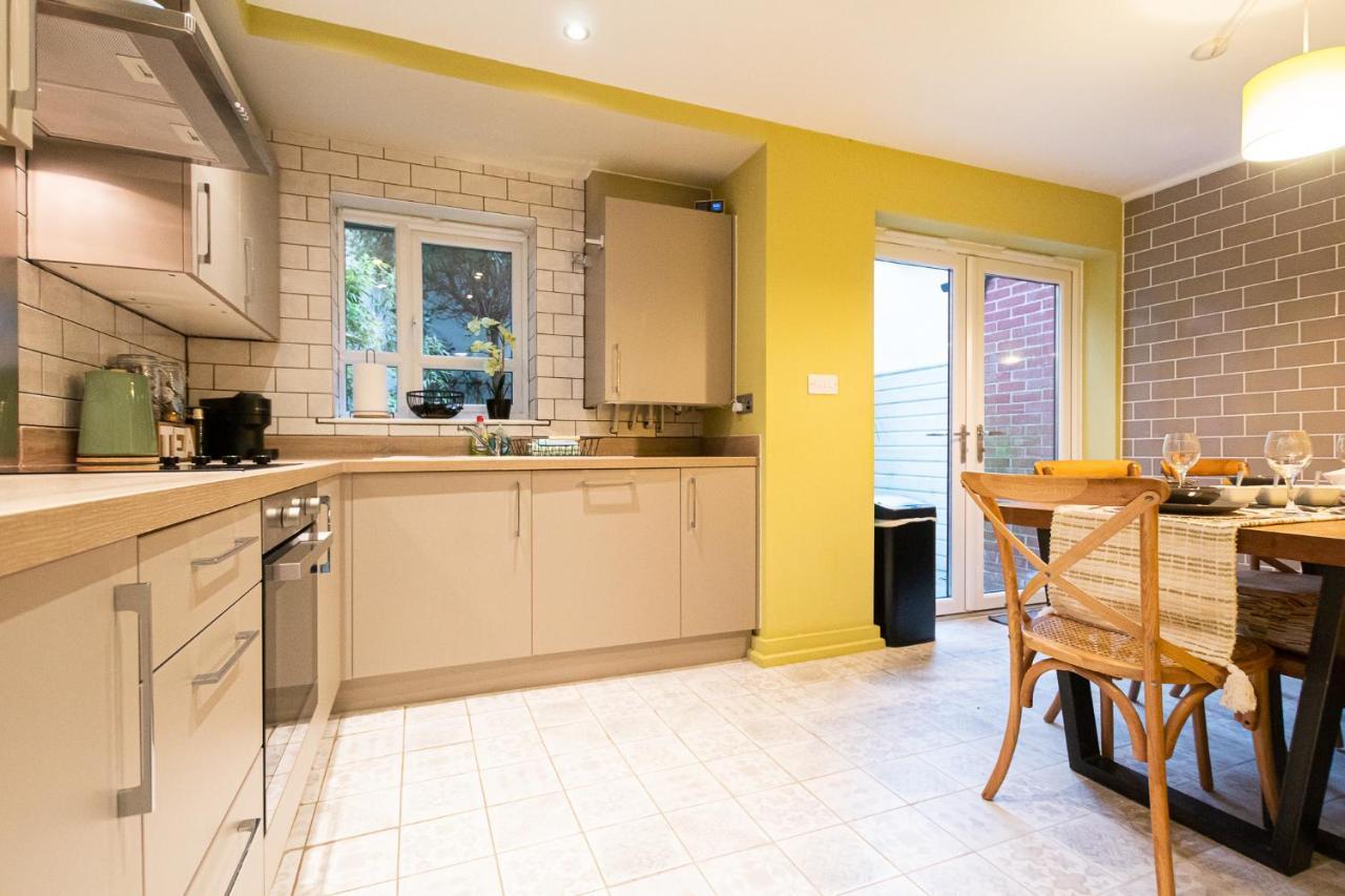Charles St Chester City Townhouse By Rework Accommodation Kültér fotó