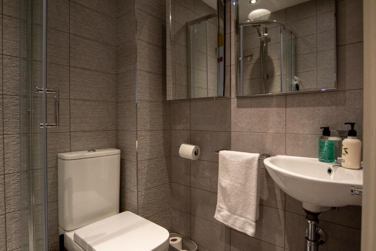 Charles St Chester City Townhouse By Rework Accommodation Kültér fotó